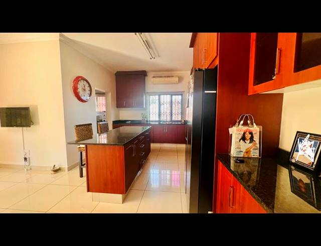 3 BEDROOM TOWNHOUSE FOR SALE IN RESERVOIR HILLS